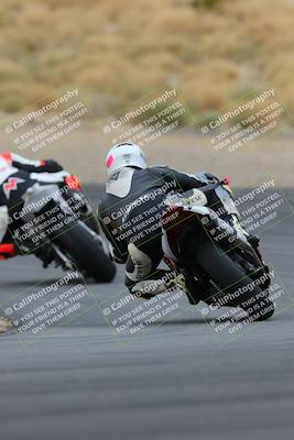 media/Jan-14-2023-SoCal Trackdays (Sat) [[497694156f]]/Turn 12 Backside (1010am)/